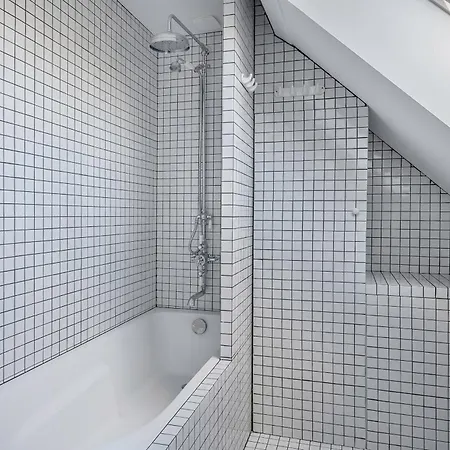 Apartamento Pour 5 - Proche Marche Et Commerces *